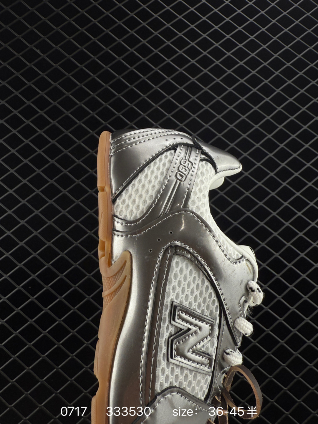 New Balance x MIU MIU   NB 530